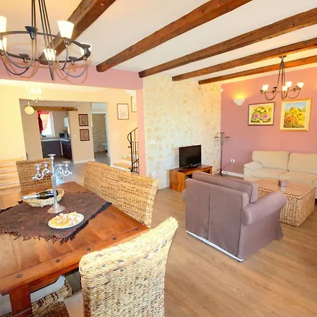 Lovely With Pool, Wellness And Fenced Garden