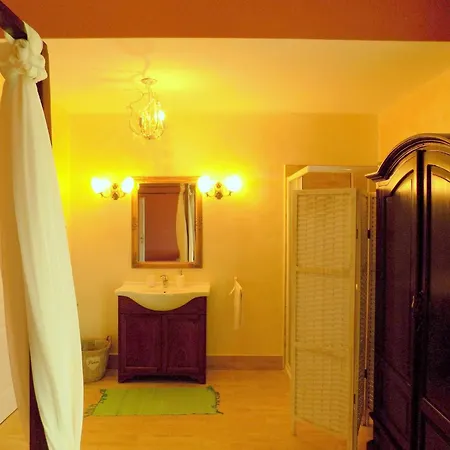 Lovely With Pool, Wellness And Fenced Garden Villa Rakalj