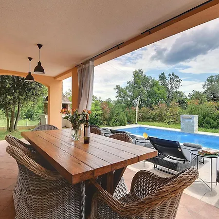 In Near Beaches With Pool